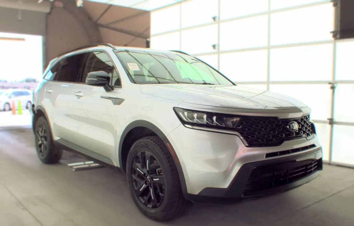 2021 KIA SORENTO S 4