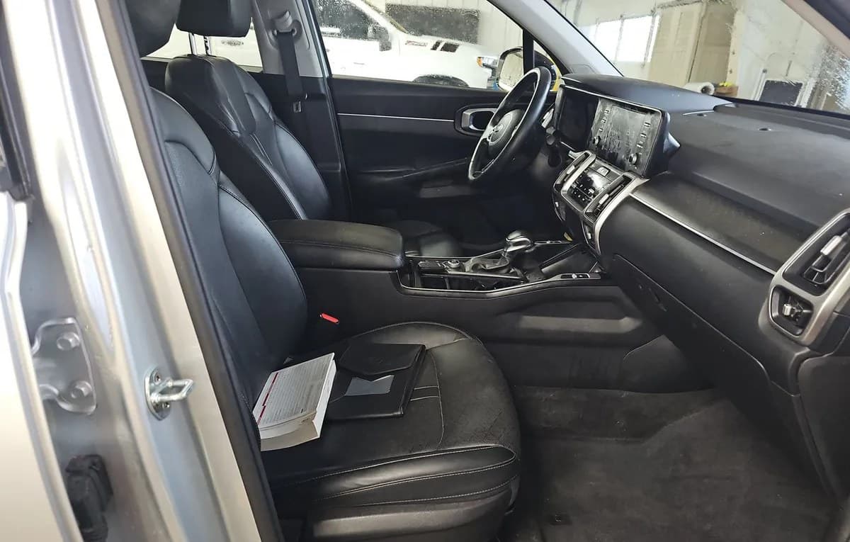 2021 KIA SORENTO S 5
