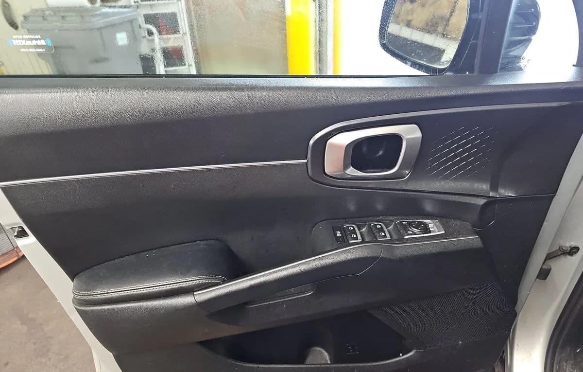 2021 KIA SORENTO S 6