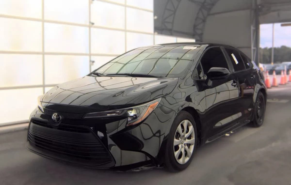 2023 TOYOTA COROLLA LE 2