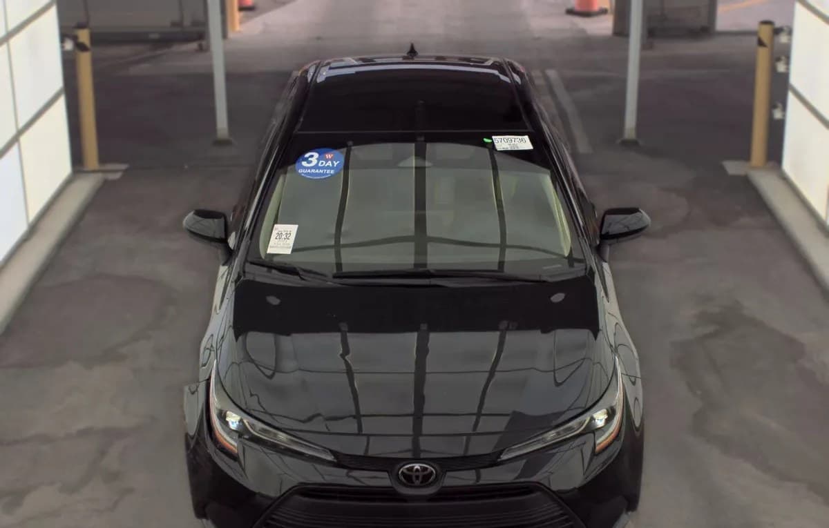 2023 TOYOTA COROLLA LE 3