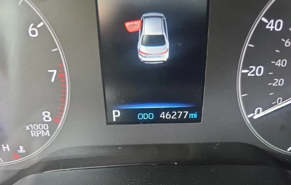 2023 TOYOTA COROLLA LE 6