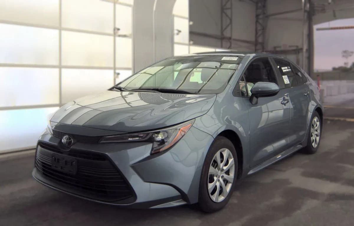 2023 TOYOTA COROLLA LE 2