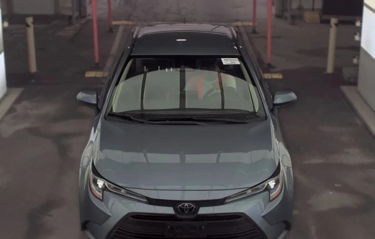2023 TOYOTA COROLLA LE 3