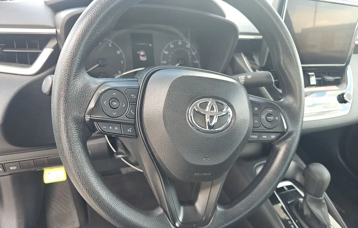 2025 TOYOTA COROLLA LE 7