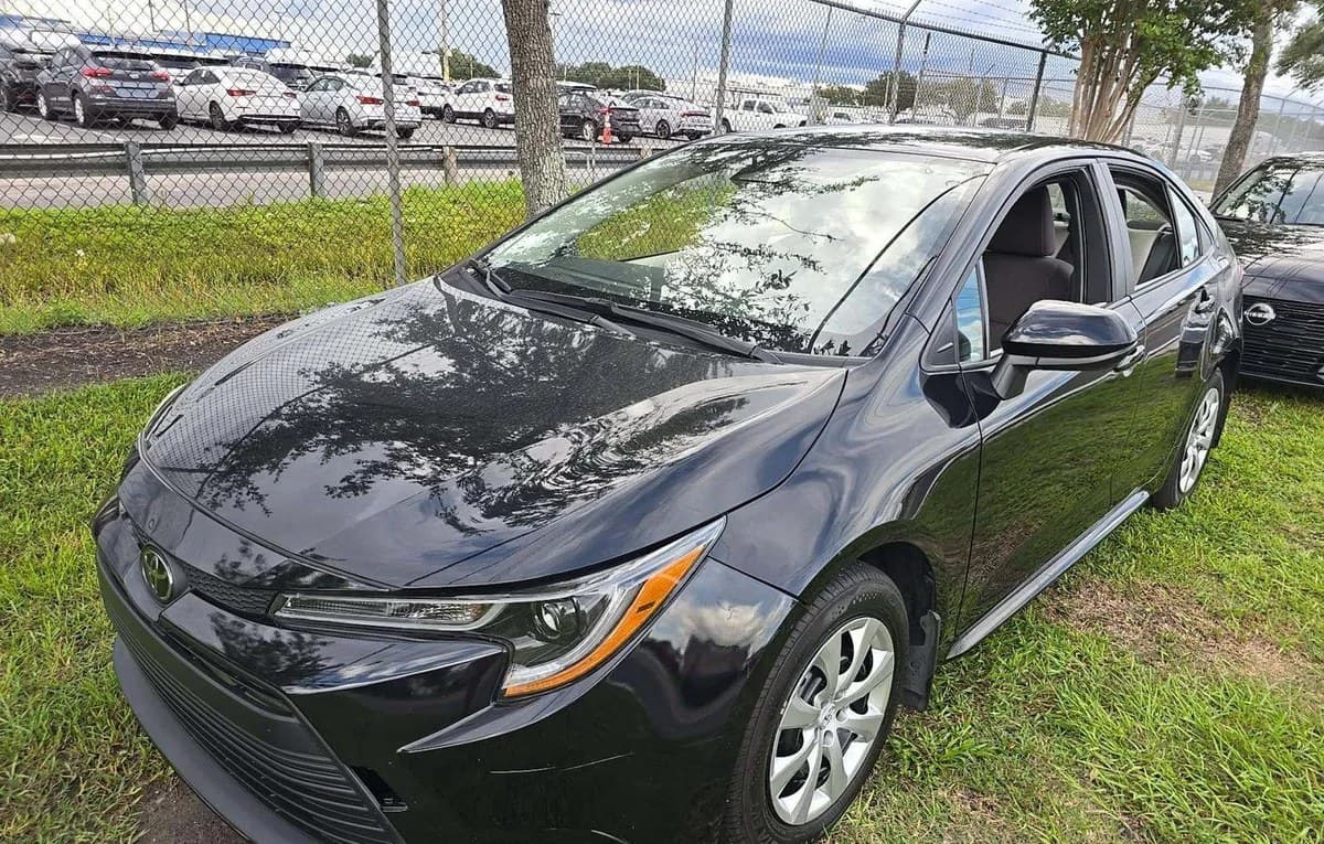 2025 TOYOTA COROLLA LE 2