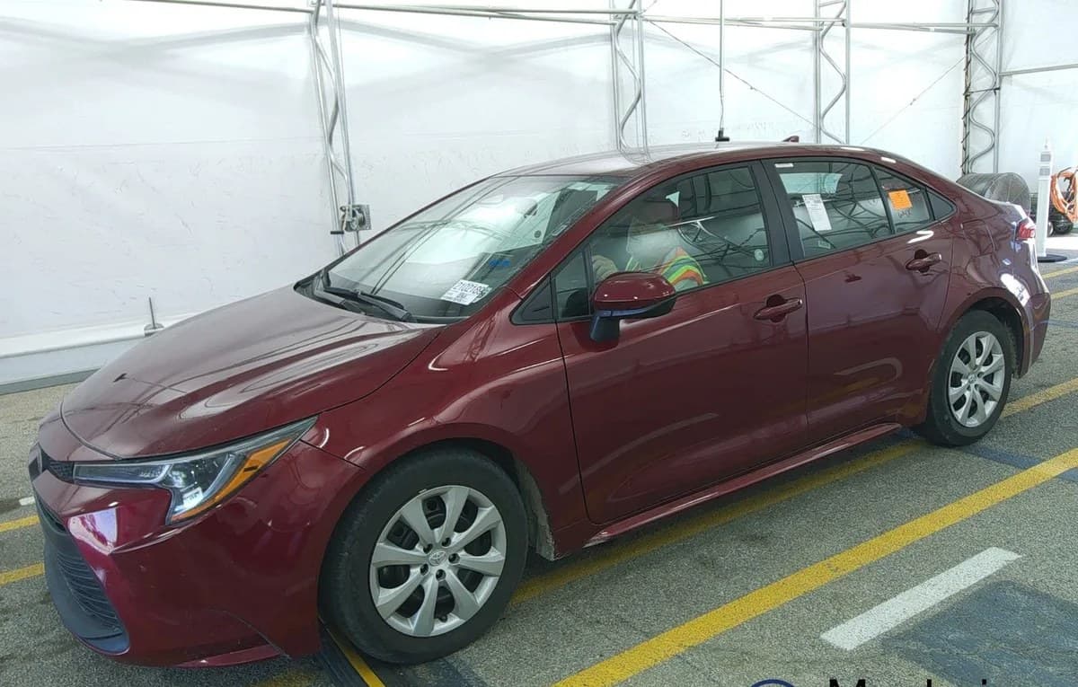 2025 TOYOTA COROLLA LE 2