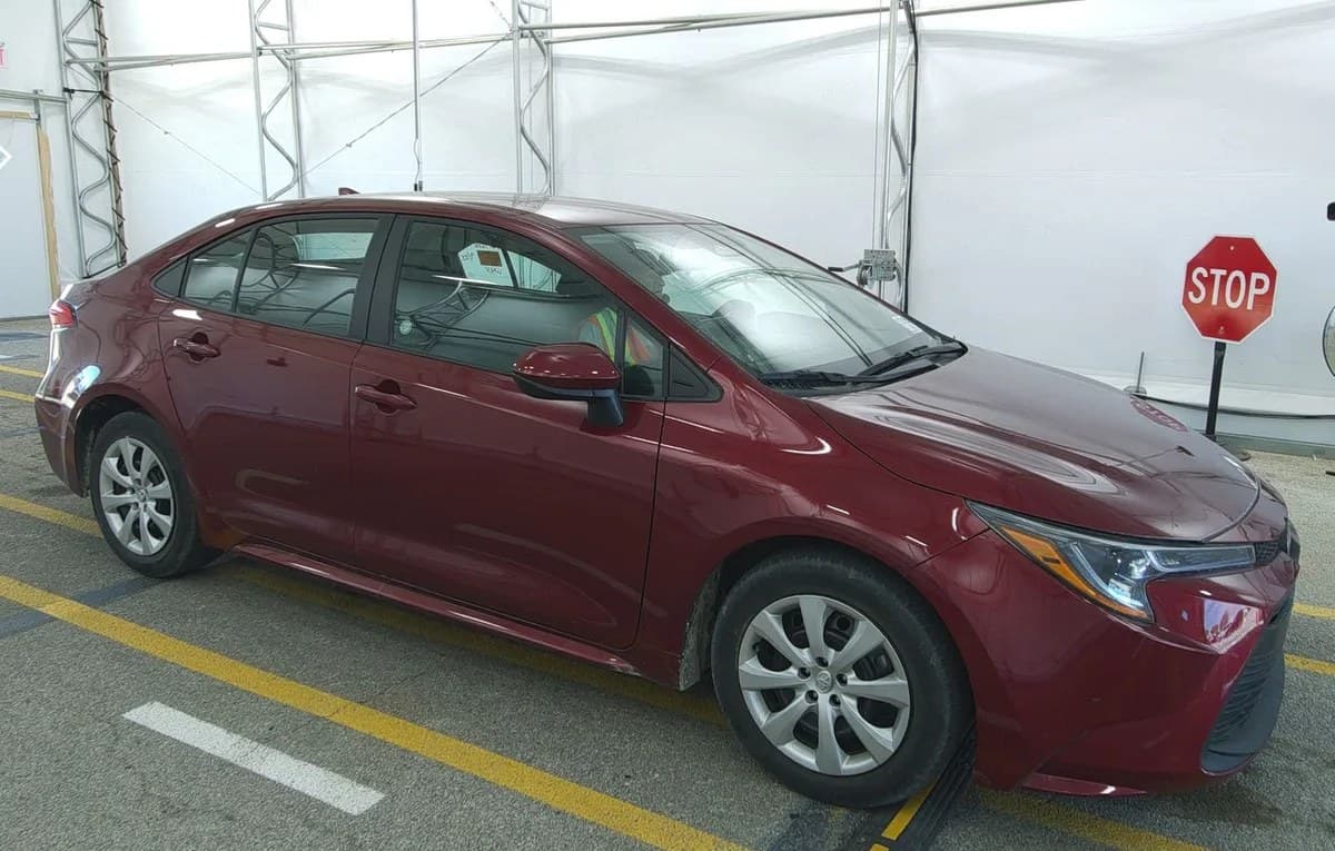 2025 TOYOTA COROLLA LE 4