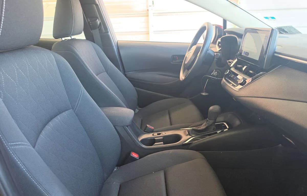 2025 TOYOTA COROLLA LE 5