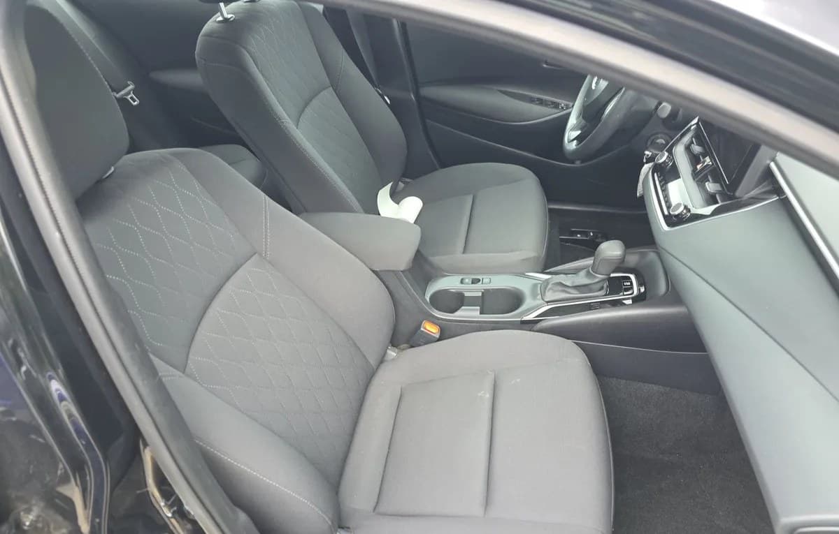 2025 TOYOTA COROLLA LE 5
