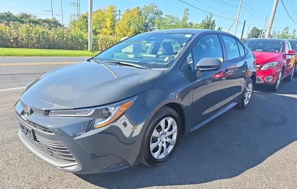 2025 TOYOTA COROLLA LE SEDAN 2