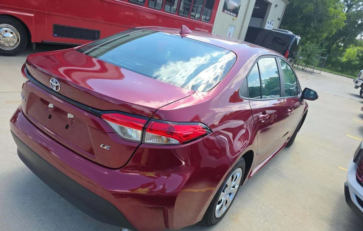 2026 TOYOTA COROLLA LE 4