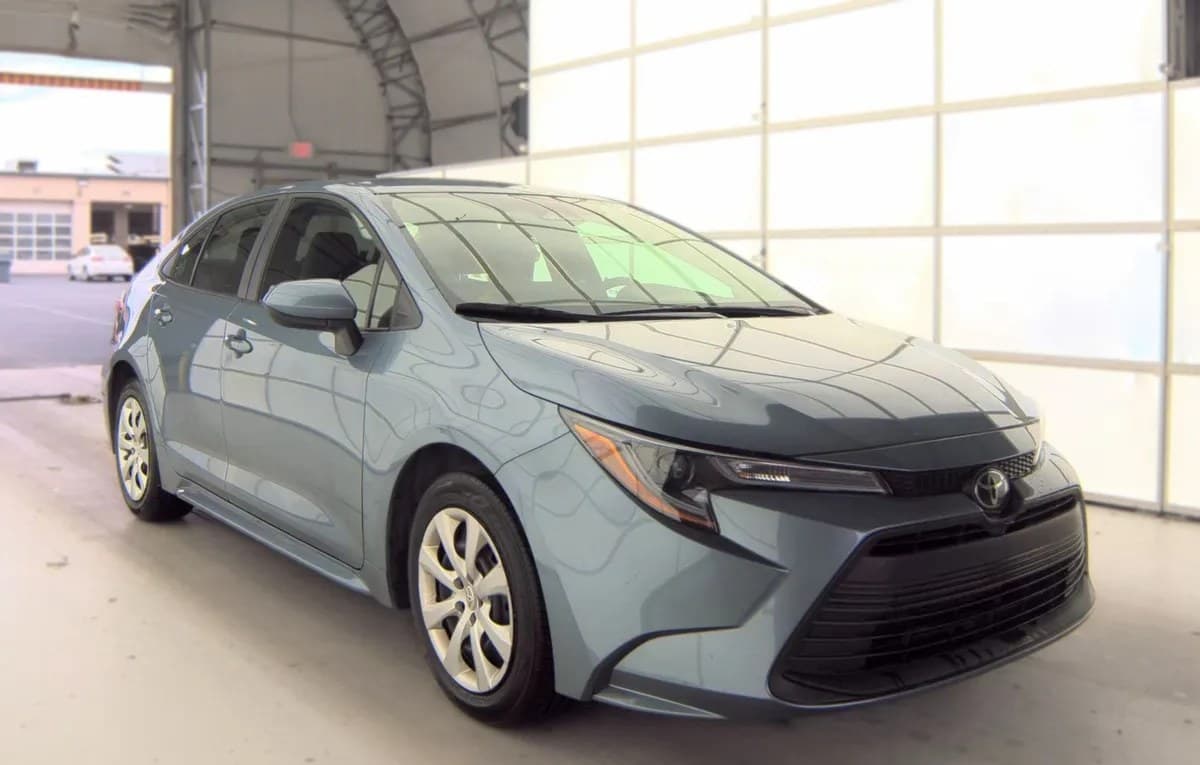 2026 TOYOTA COROLLA LE 4