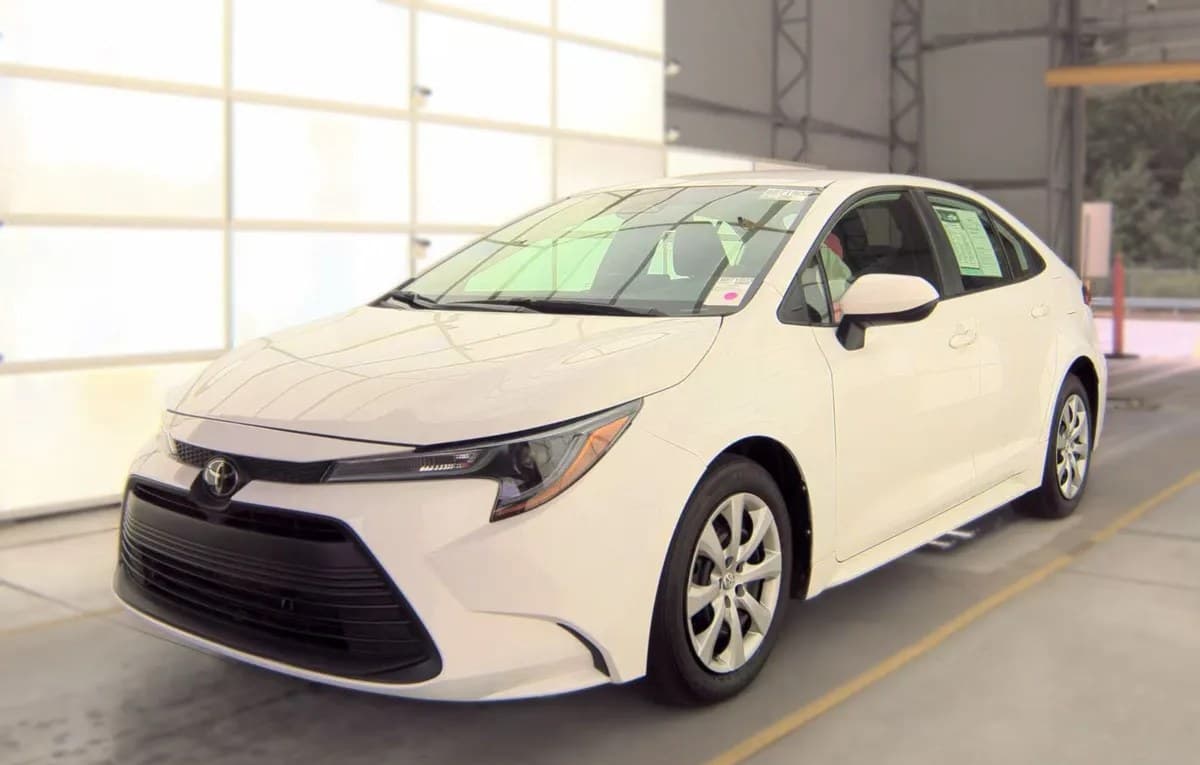 2024 TOYOTA COROLLA LE 2