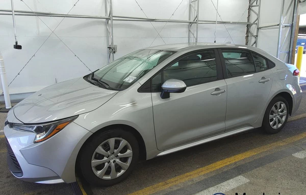 2026 TOYOTA COROLLA LE 2