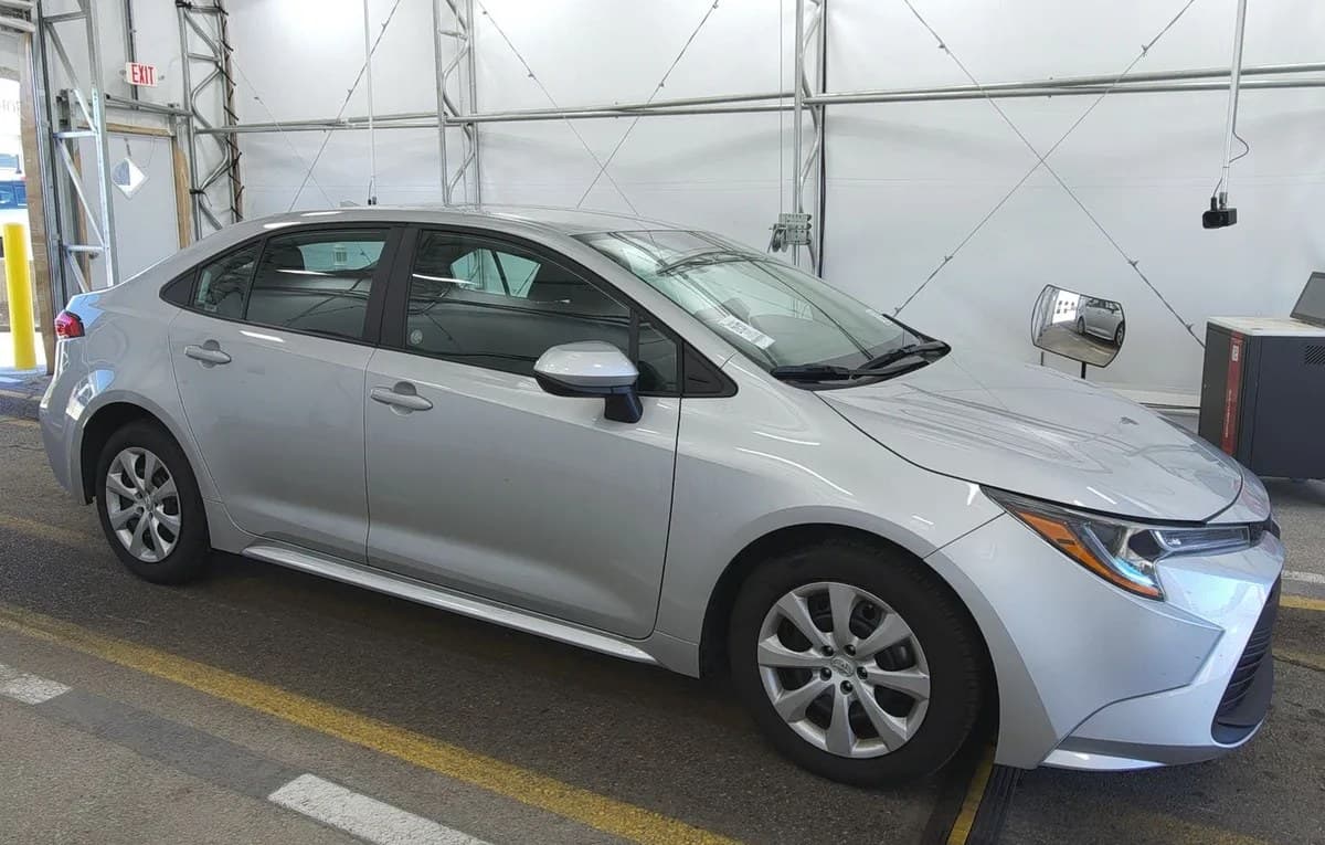 2026 TOYOTA COROLLA LE 4