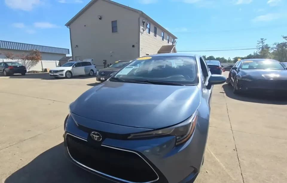 2023 TOYOTA COROLLA LE 2