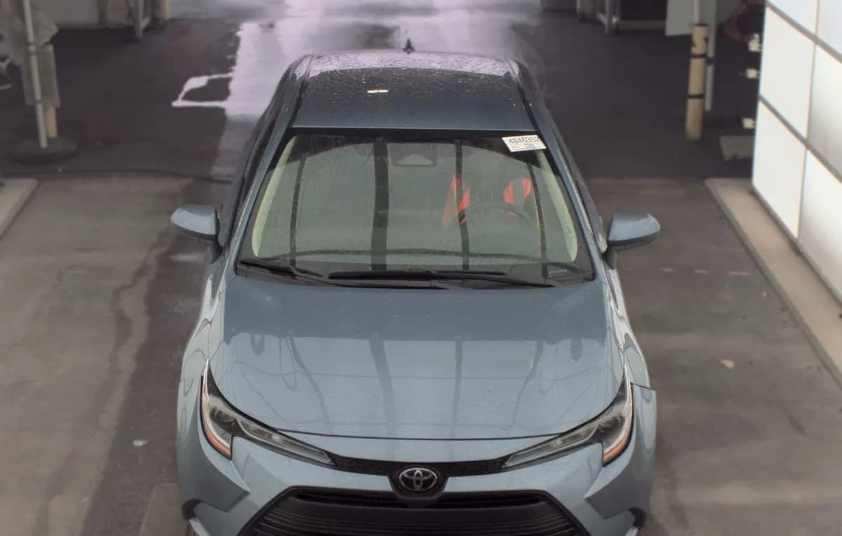 2025 TOYOTA COROLLA LE 3