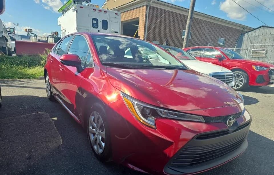 2025 TOYOTA COROLLA LE 4
