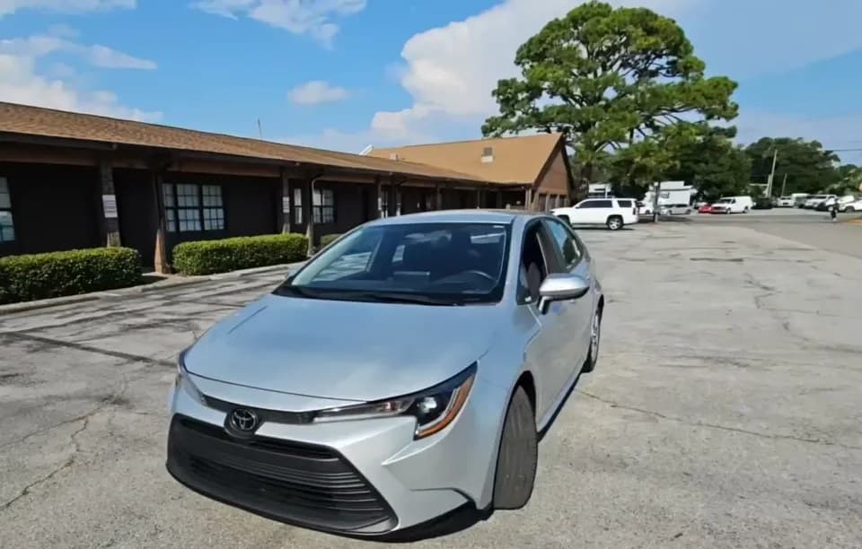 2025 TOYOTA COROLLA LE 2