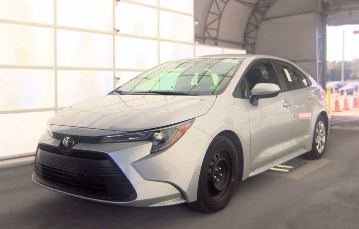 2025 TOYOTA COROLLA LE 2