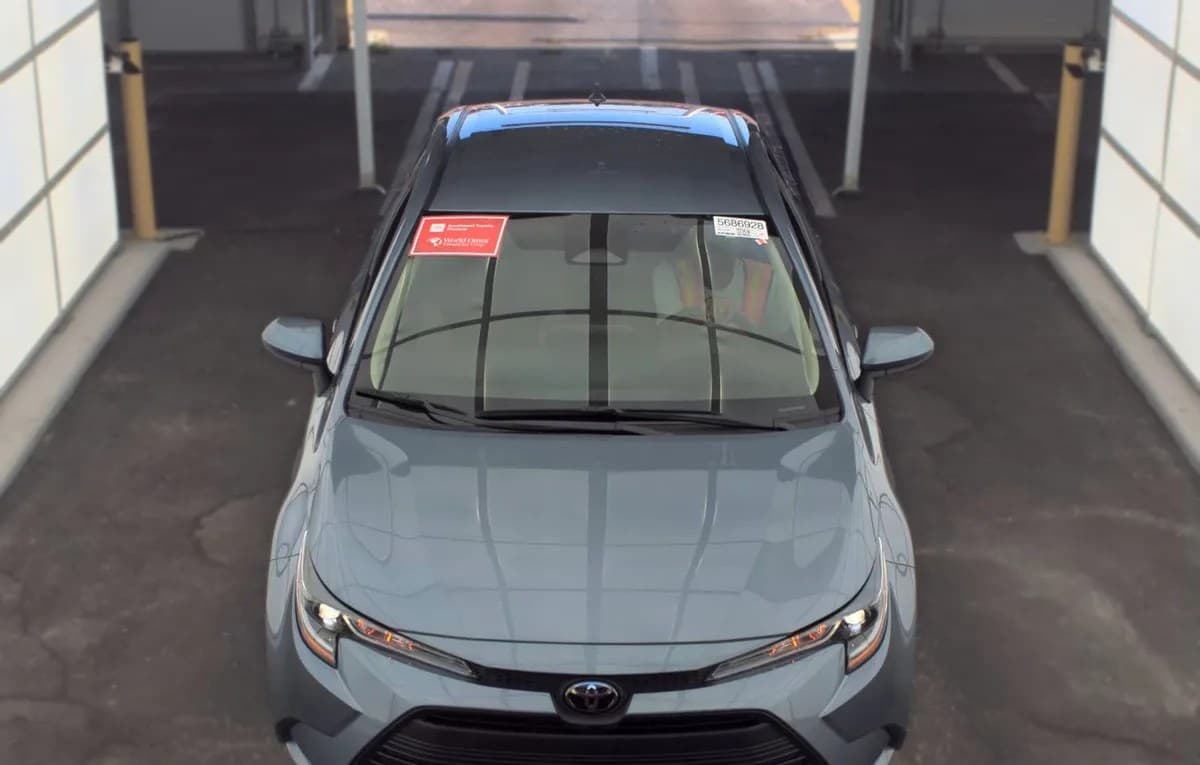 2026 TOYOTA COROLLA LE 3