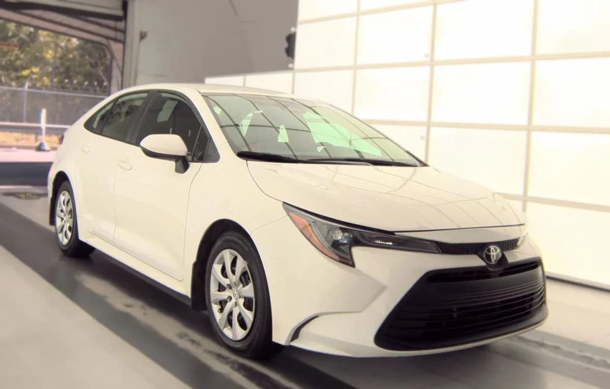 2026 TOYOTA COROLLA LE 4