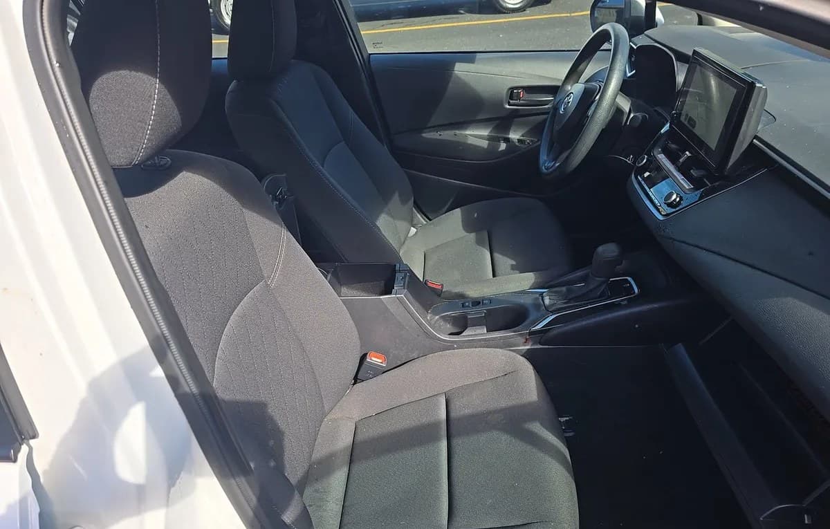 2026 TOYOTA COROLLA LE 5
