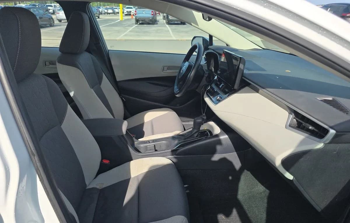 2026 TOYOTA COROLLA LE 5