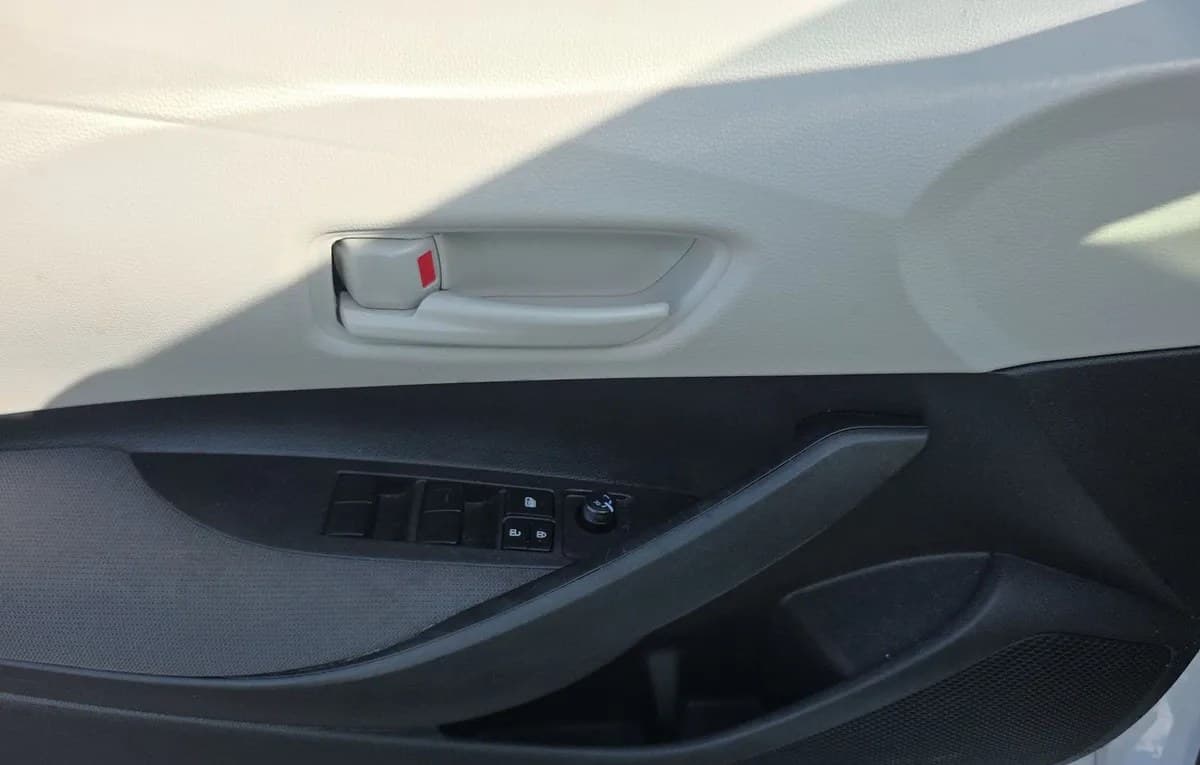 2026 TOYOTA COROLLA LE 6