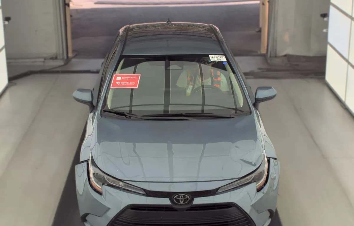 2026 TOYOTA COROLLA LE 3