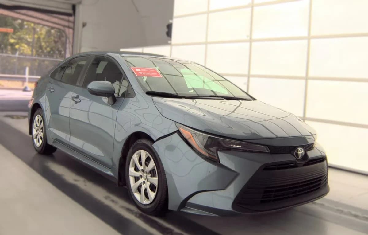 2026 TOYOTA COROLLA LE 4