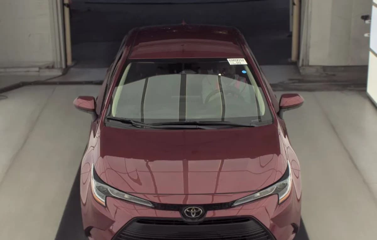 2026 TOYOTA COROLLA LE 3