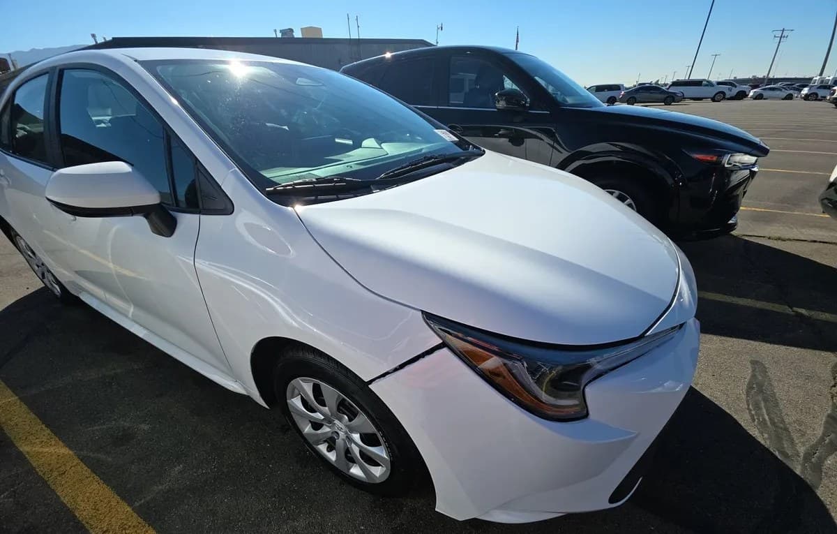 2024 TOYOTA COROLLA LE 4