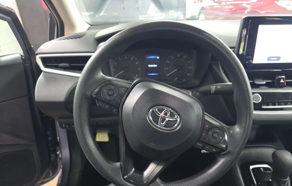 2025 TOYOTA COROLLA LE SEDAN 7