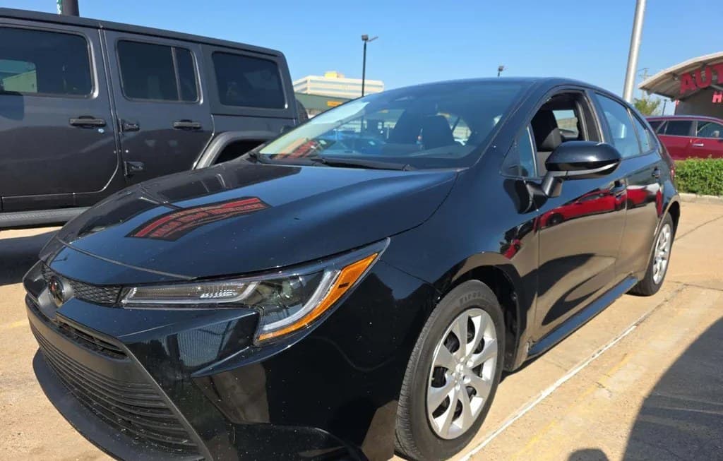 2025 TOYOTA COROLLA LE SEDAN
