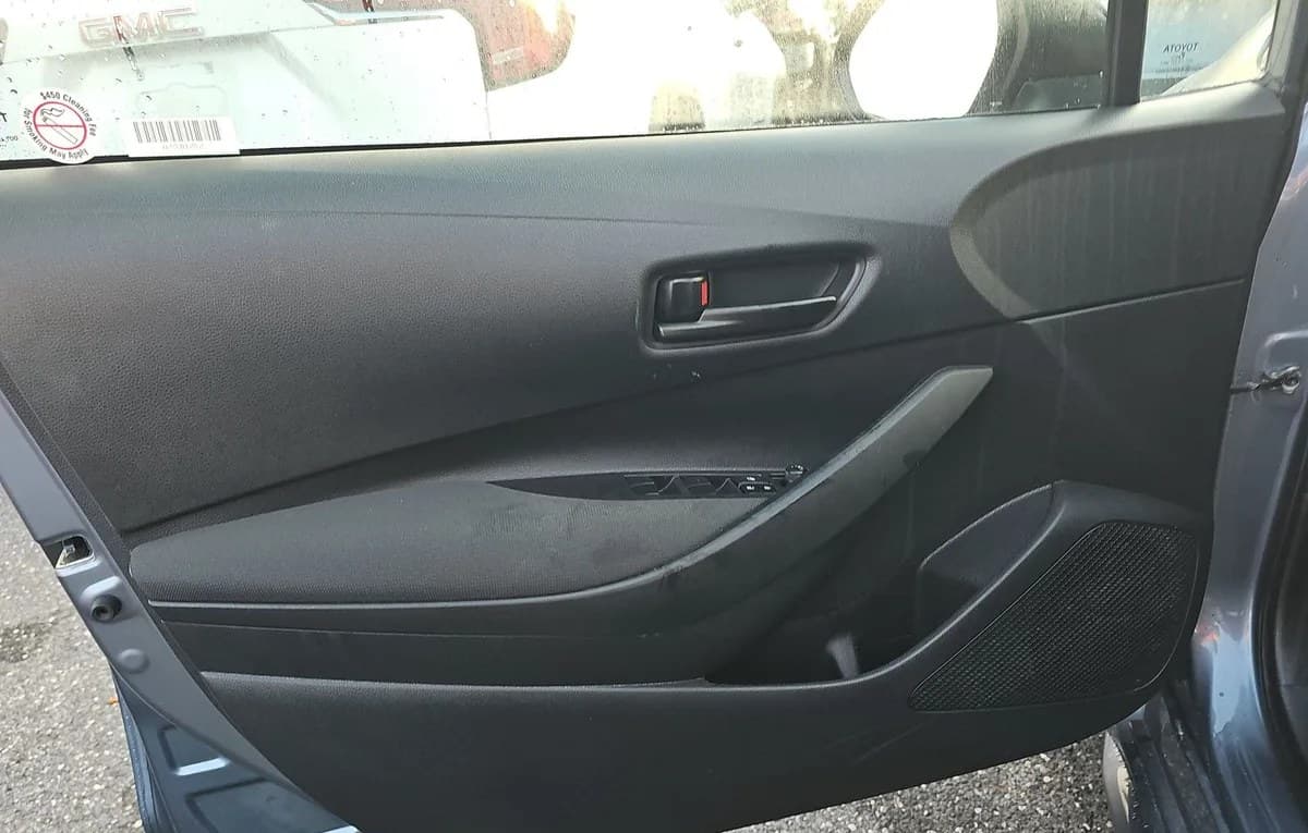 2025 TOYOTA COROLLA LE 6