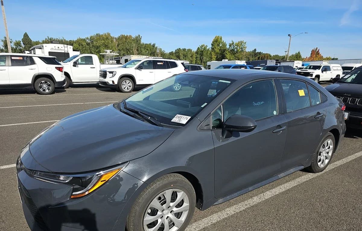 2025 TOYOTA COROLLA LE 2