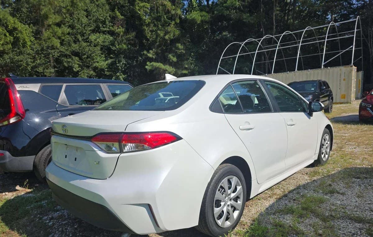 2024 TOYOTA COROLLA LE 4