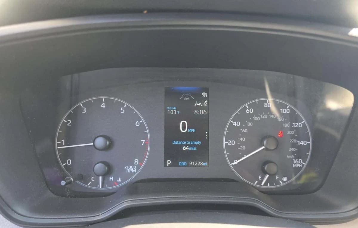 2024 TOYOTA COROLLA LE 6