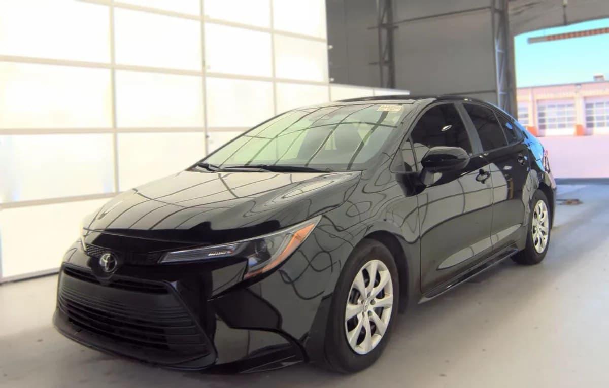 2024 TOYOTA COROLLA LE 2