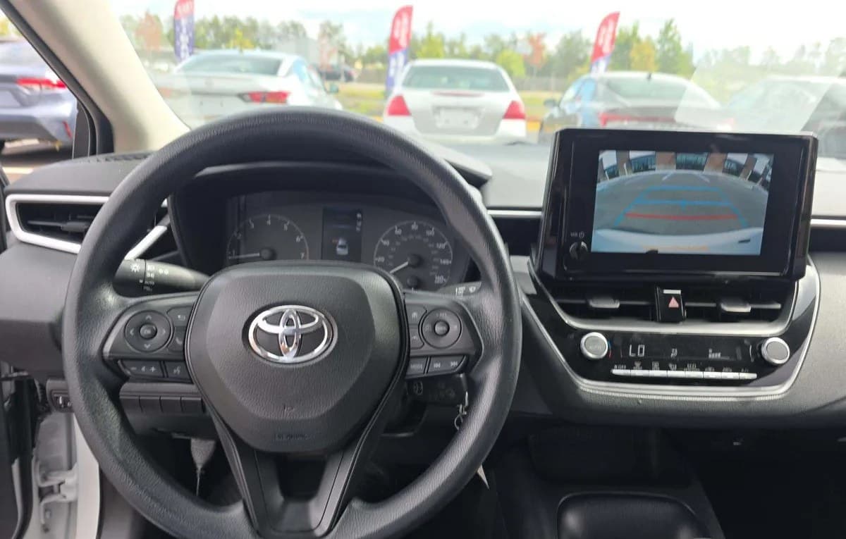 2025 TOYOTA COROLLA LE 7