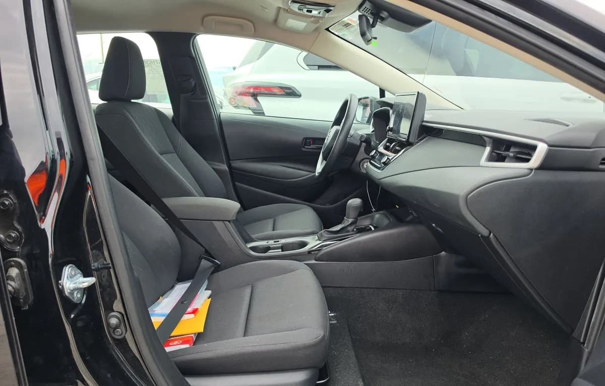 2025 TOYOTA COROLLA LE 5