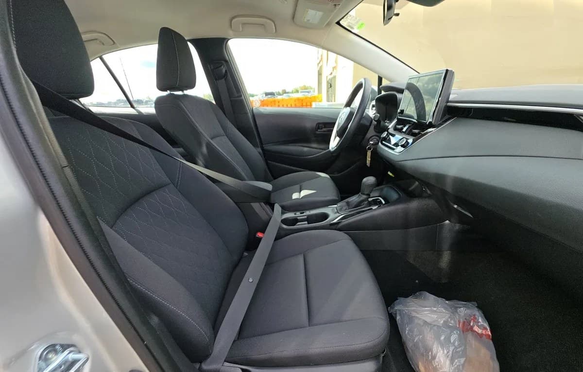 2025 TOYOTA COROLLA LE 5