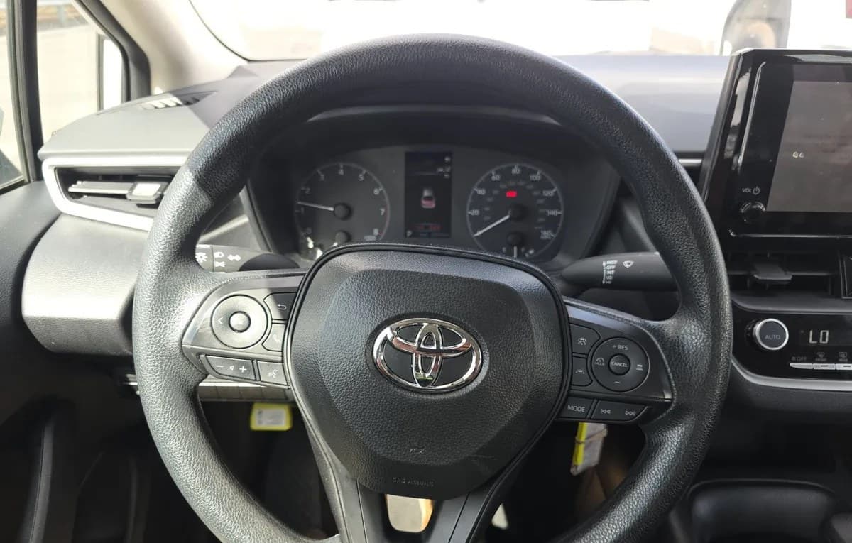 2025 TOYOTA COROLLA LE 7