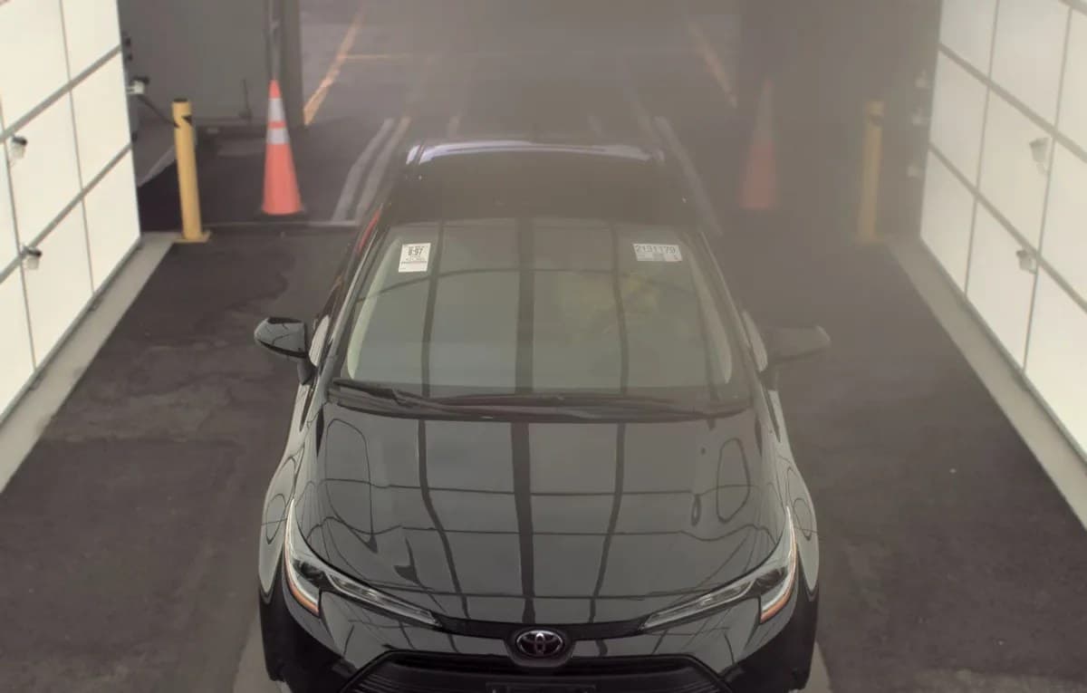 2025 TOYOTA COROLLA LE 3