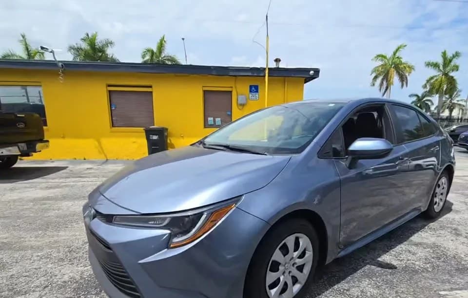 2025 TOYOTA COROLLA LE 2