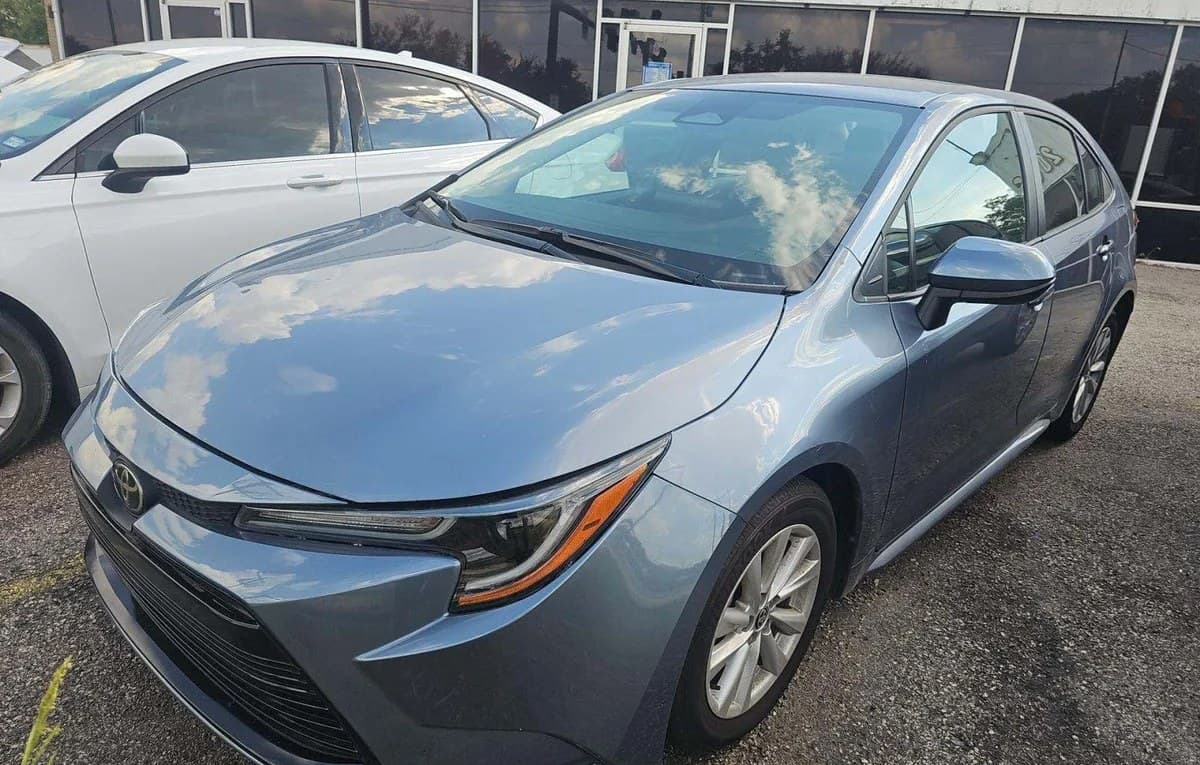 2025 TOYOTA COROLLA LE 2