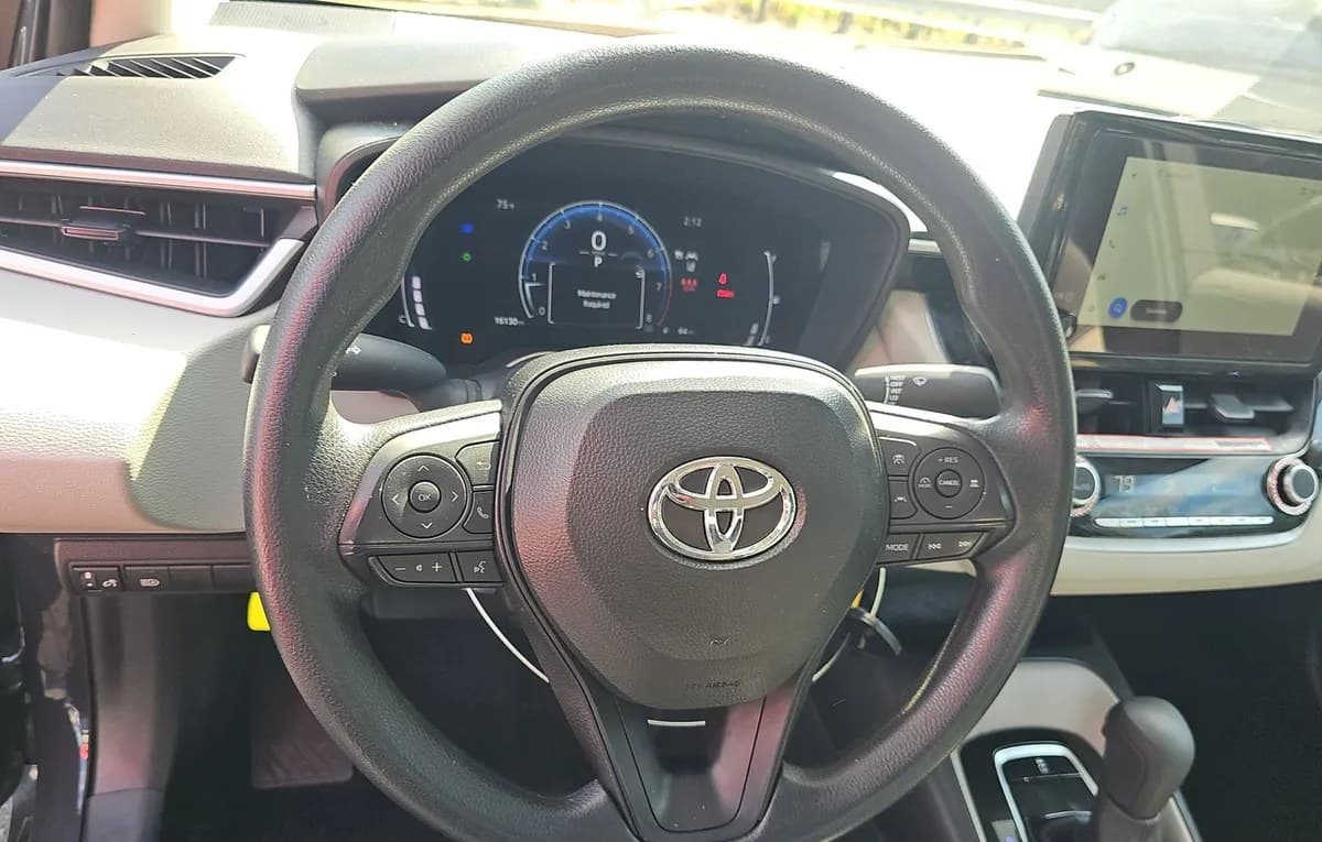 2026 TOYOTA COROLLA LE 7