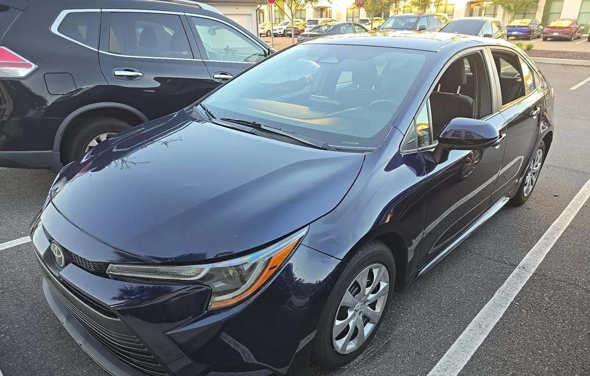 2023 TOYOTA COROLLA LE 2